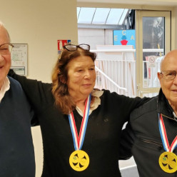 Remise de deux belles médailles pour l'Auvergne